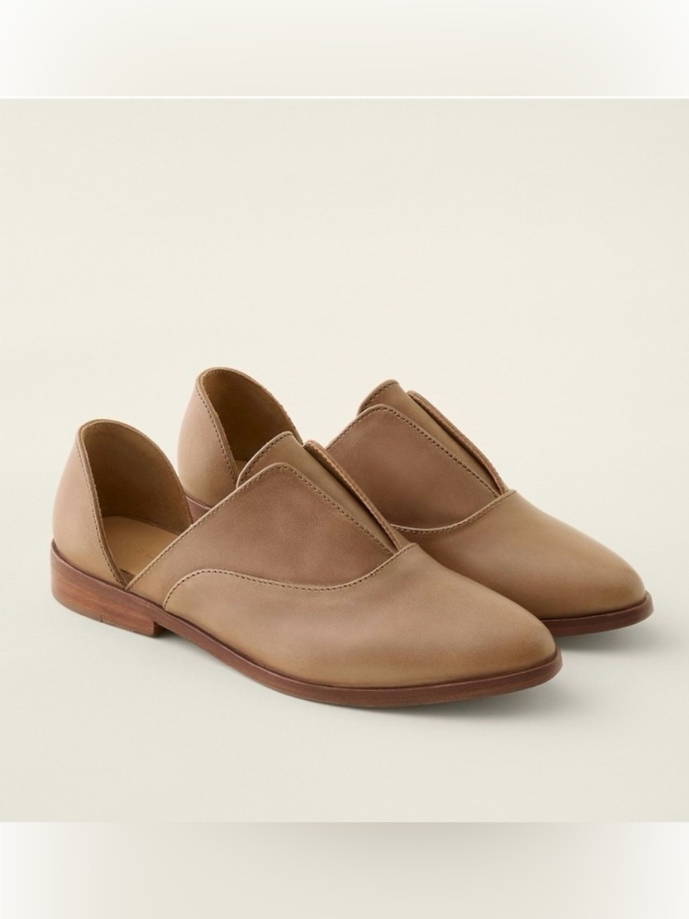 Nisolo Emma d'Orsay Loafer in
Almond SZ 8